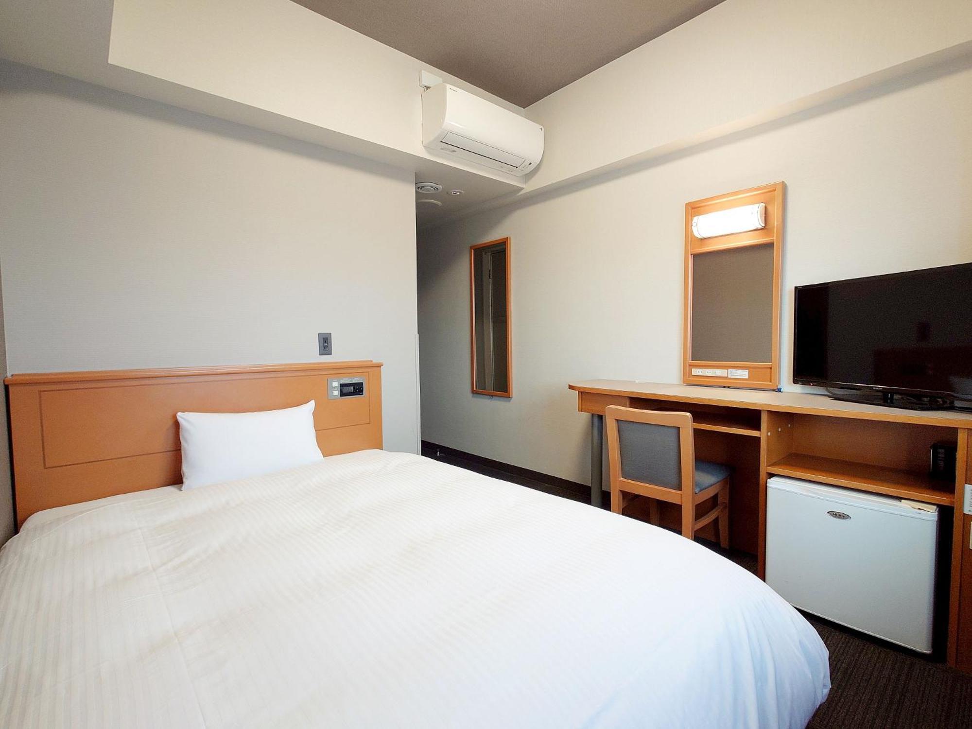 Hotel Route-Inn Nagaoka Inter Buitenkant foto